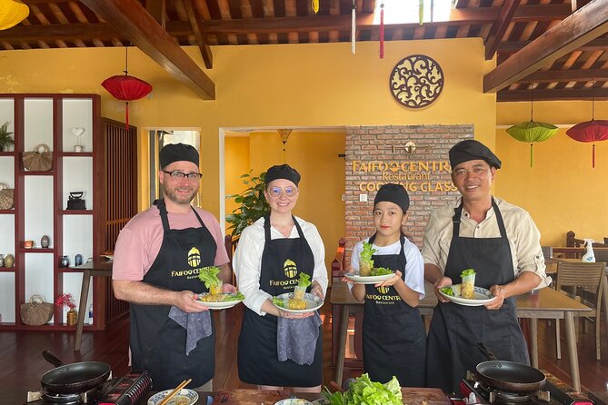 Express Cooking Class at Faifoo Central Restaurant - Vegan or Non-Vegan Menu Choice Changes How the Class Feels