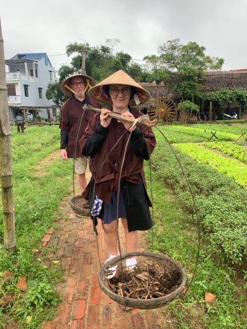 Farming with Farmers at ancient vegetable Village "Tra Que" - Getting There From Your Hotel: Bike Pickup and Control Options
