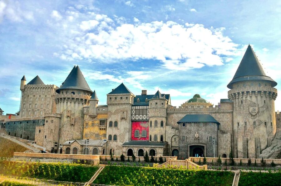 From Da Nang: Ba Na Hills Golden Bridge Private Tour & Lunch - Free games, indoor fun, and what to know about add-on attractions