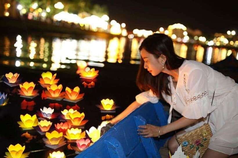 From Da Nang: Hoi An City Tour W Boat Ride - Lantern Release - Ancient merchant houses like Phung Hung and Tan Ky: architecture that survived