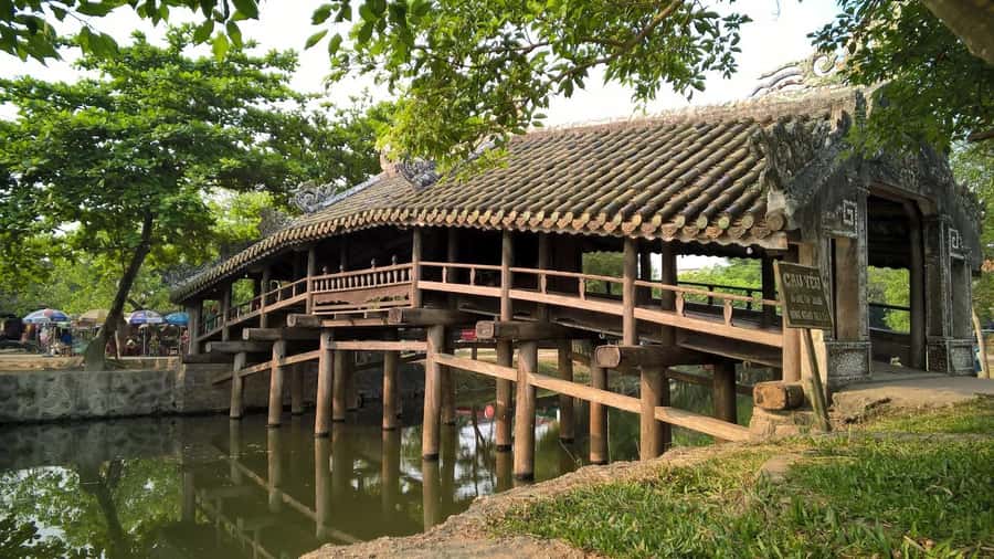 From Hue: Hoi An Guided Bus Tour with 4 Scenic Stops - Hai Van Pass: Iconic Views, Photo Timing, and a Ride That Feels Like an Event