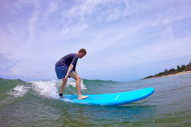 Go Surfing In Danang AND Hoi An - Hoi An Session Energy: Beach-Friendly and Trainer-Led