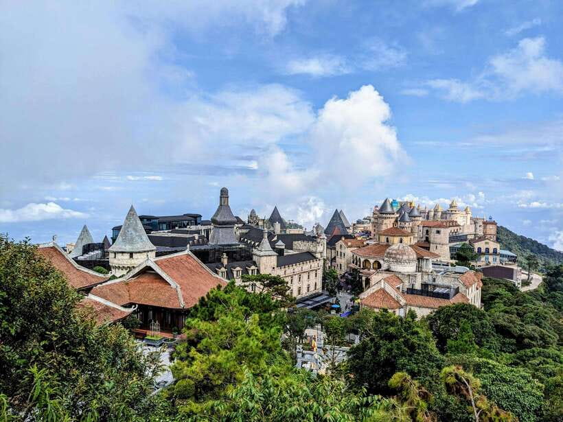 Golden Bridge - Ba Na Hills Day Trip From Hoi An or Da Nang - Golden Bridge: What You Should Do Once You’re There