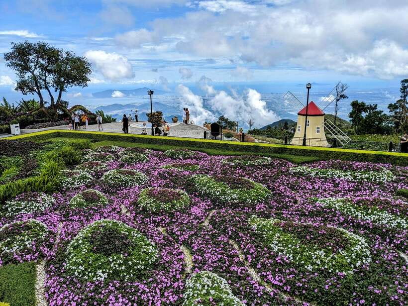 Golden Bridge - Ba Na Hills Day Trip From Hoi An or Da Nang - Sun Kingdom and the Lava Train: How to Manage This Midday Stretch