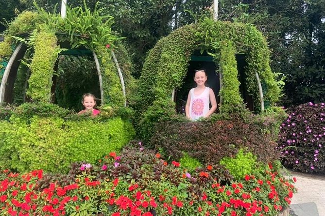 GOLDEN BRIDGE & BA NA HILLS & MARBLE MOUNTAIN-Private Guided Tour - The replica French village moment (and how to use your guide well)
