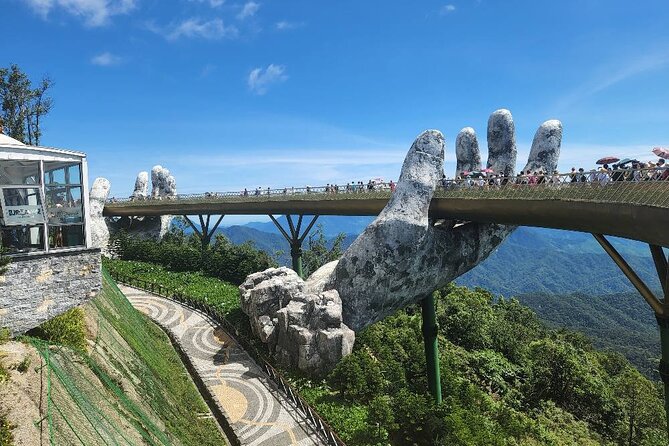 GOLDEN BRIDGE &MARBLE MOUNTAIN-AM PHU CAVE(Hell Cave)Private Tour - Lunch at a local restaurant, built into the flow