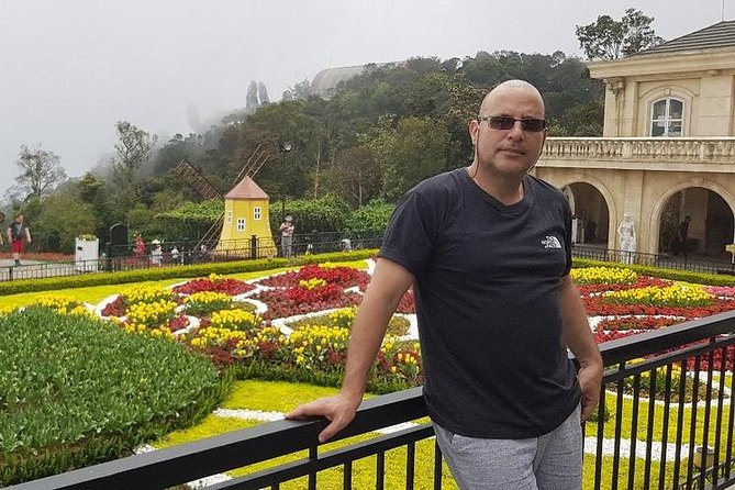 Golden Bridge -Marble Mountain-Hoi An City-Boat Ride-Night Market - Japanese Covered Bridge and Cantonese Assembly Hall: two quick icons in 45 minutes