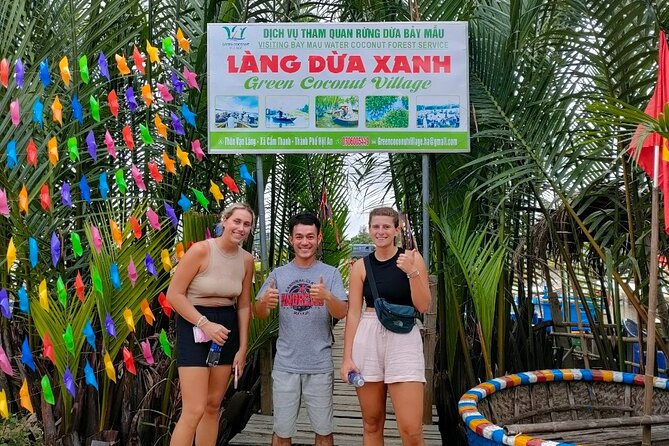 Green Coconut Village Cooking Tour (Local Market,Basket Boat and Cooking) - The market stop: shopping with sellers and learning ingredients