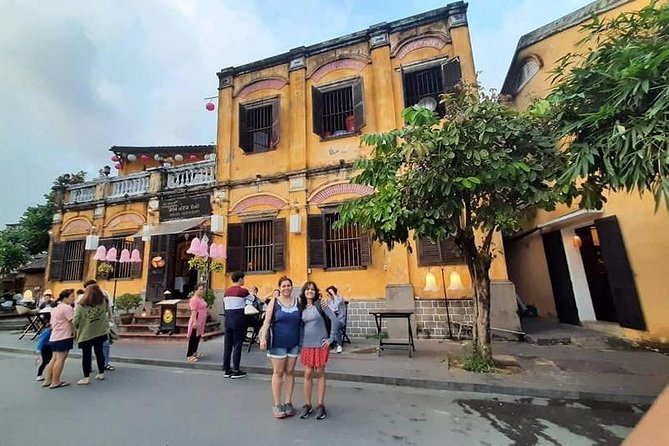 Guided Tour to Coconut Village,Basket Boat ride,Hoi An Walking Tour,Night Market - The Japanese Covered Bridge Stop: Quick, Iconic, Worth It