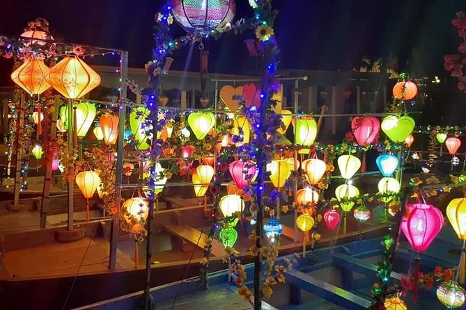 Guided Tour to Marble Mountains & Hoi An Walking Tour , Night Market, Boat Ride - Hoi An Ancient Town Walk Japanese Bridge to Chinese Assembly Hall