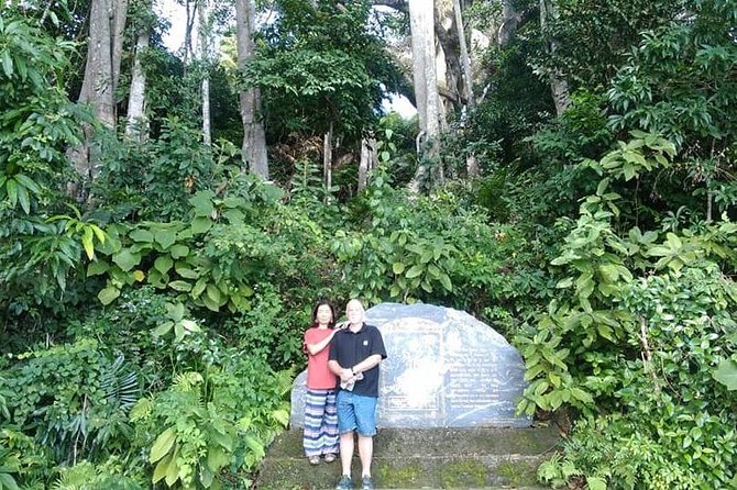 Guided Tour to Visit Marble Mountain,Lady Buddha Statue& Monkey Mountain by Jeep - Marble Mountains: pagodas, caves, and the war stories you can walk through