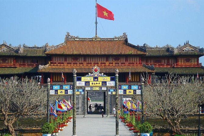 Hai Van Pass and Hue City Sites Deluxe Small Group Tour - Hue Imperial City (Citadel): where 13 Nguyen kings ruled