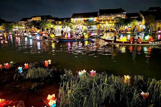 Half-day Hoi An Photo Tour with Lantern Release at Hoai River - Old town photo walking: what you shoot and why it looks good
