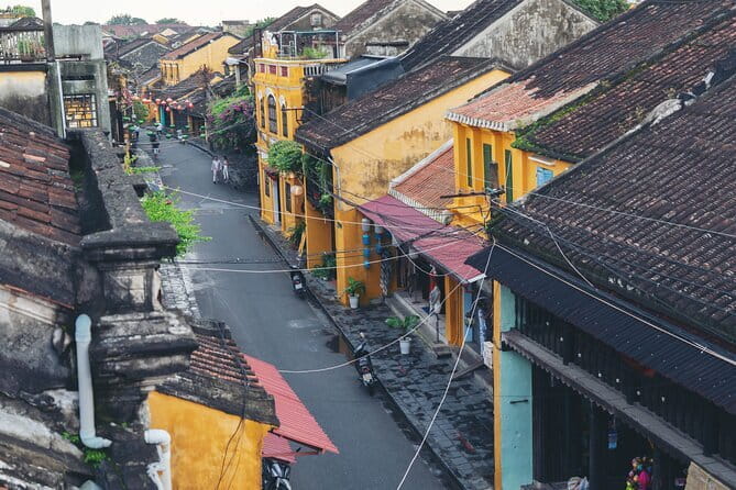 Hoi An Ancient Town and Coconut Village Private Tour - Japanese Covered Bridge: fast, famous, and actually worth your time