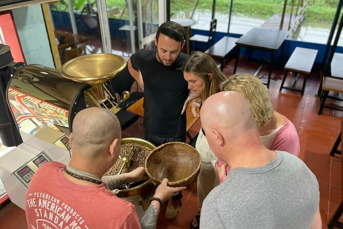 Hoi An Ancient Town and Coffee Making Course - Market time and shopping without the stress