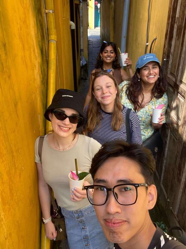 Hoi An Ancient Town - Walking Tour with Local Guide - Museum of Folk Culture: Patterns, Everyday Life, and Meaning