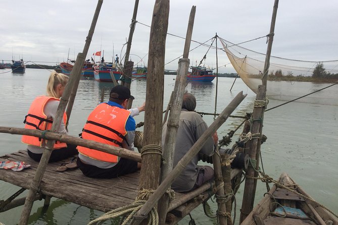 Hoi An Buffalo Riding & Basket Boat Tour with local home cooking - Fishing practice: simple methods that teach the mindset