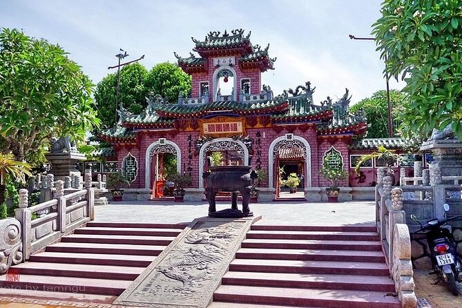 Hoi An City By Night And Release Paper Latern On Hoài river - Key things to know before you go