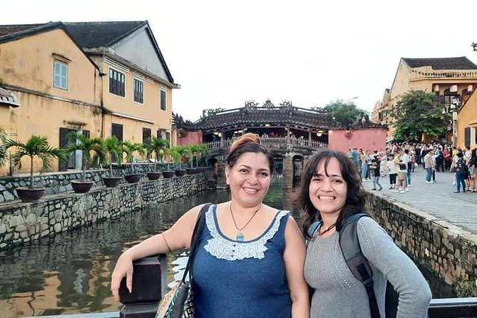 Hoi An City-Peaceful Morning Walking or Afternoon Tour& boat Ride - Shopping breaks: central market browsing and night market time