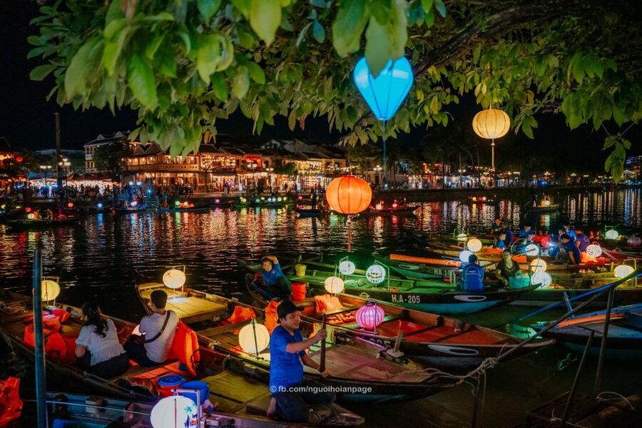 Hoi An: City Tour, Banh my and Coffee - Hoi An in three hours, a walking primer for your first day
