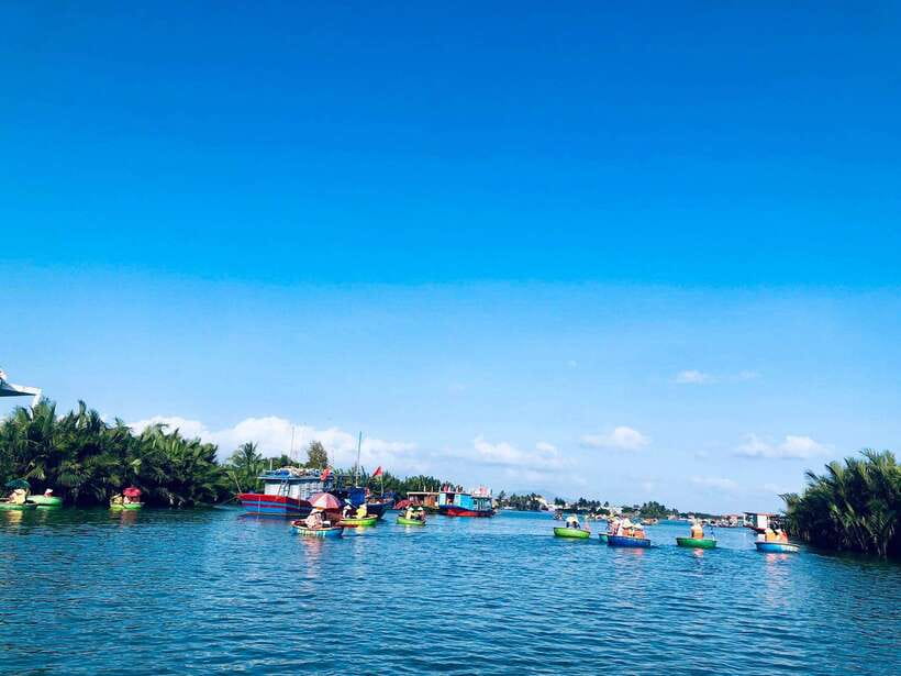 Hoi An: Coconut Basket Boat Rides with Two-way Transfers - Meeting the fishermen and trying the net-casting rhythm