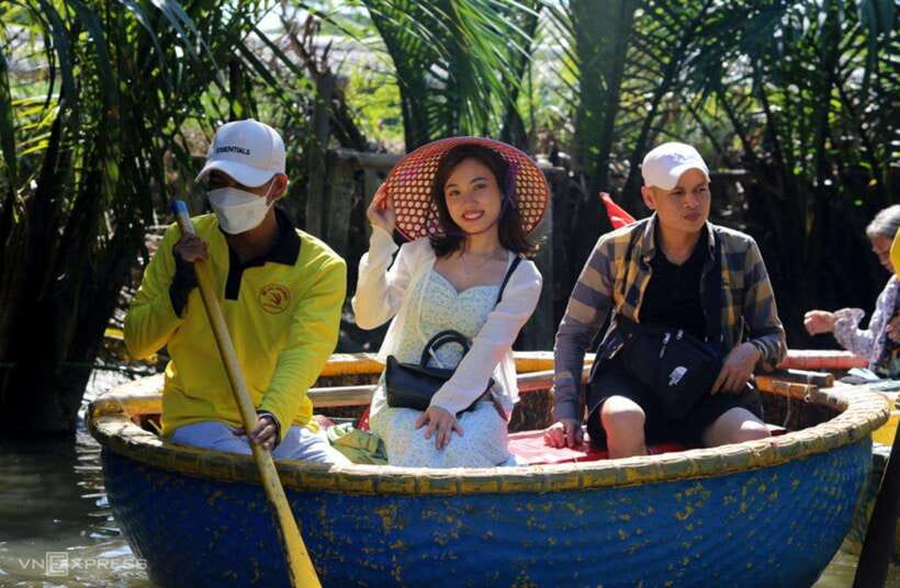Hoi an : Coconut Boat & Hoi an Acient Town (Optional) - Should you book the Coconut Boat and Hoi An Ancient Town tour?