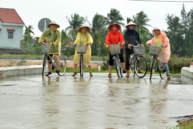 Hoi An Cooking Class and Basket boat tour - Guides, Language, and the Kind of Teaching Style You Might See