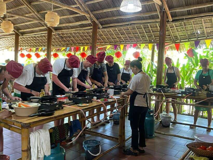 Hoi An: Cooking Class, Crab Fishing-Basket Boat, Market Tour - A Half-Day Combo in Hoi An: Coconut Boats, Crabs, and Dinner Skills