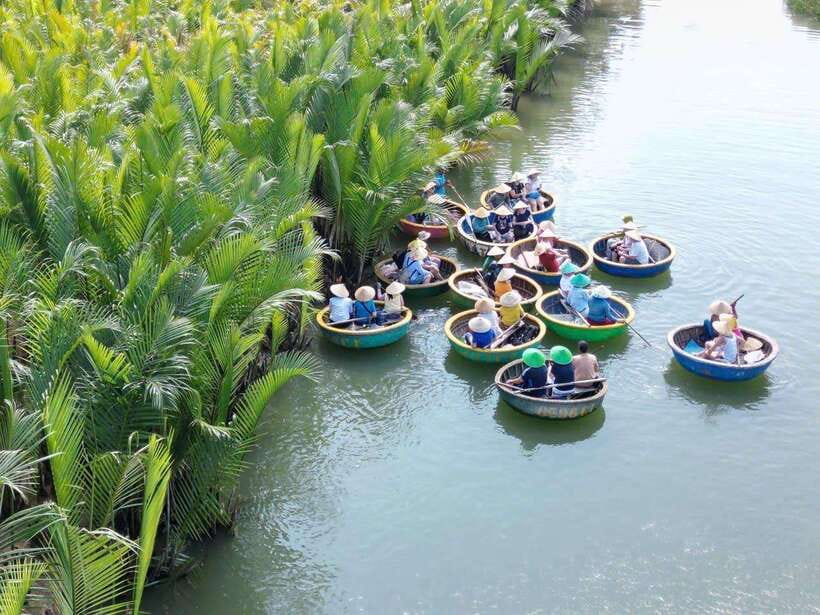 Hoi An: Cooking Class, Crab Fishing-Basket Boat, Market Tour - Hotel Pickup and the Market Tour That Sets Up Your Cooking