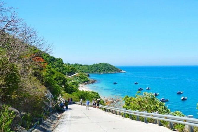 Hoi An Countryside Tour by Car/Motorbike or cycling - Lunch at an Air-Conditioned Riverside Restaurant, Then Time to Reset