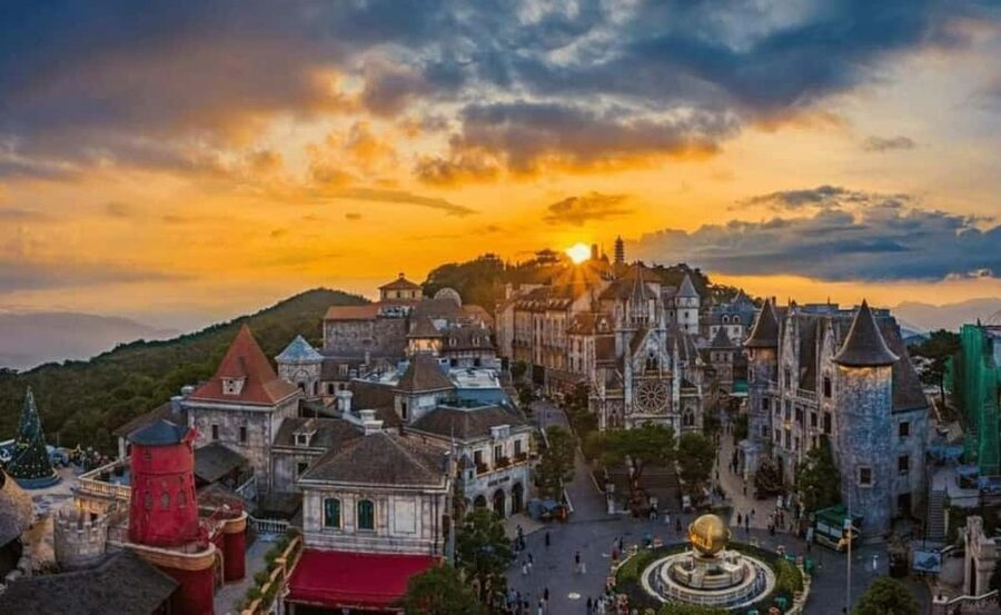 Hoi An/Da Nang: Golden Bridge - BaNa Hills Small Group Tour - Lunch and pacing at Ba Na Hills: how to survive the full-day rhythm