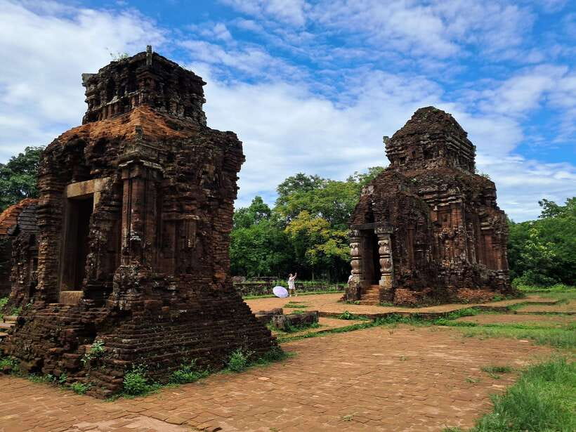 Hoi An/Da Nang: My Son Sanctuary Sunrise & Morning with Boat - Pickup, Van Ride, and the Electric Car to the Temple Zone