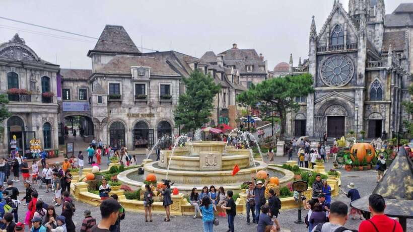 Hoi An / Da Nang to Ba Na Hills Day Trip with Golden Bridge - Cable Cars Up and Around Ba Na Hills