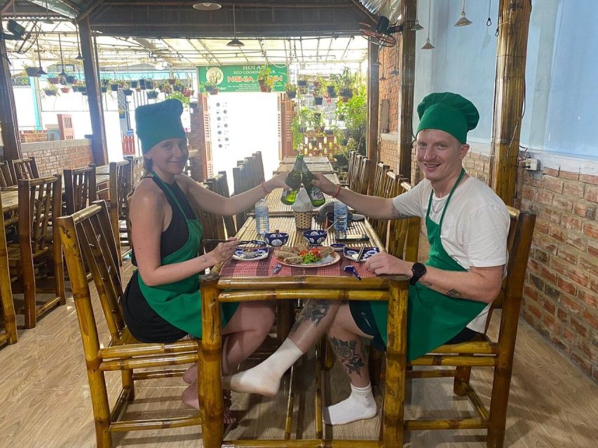 Hoi An: Evening Cooking Class with Locals in Herbs Village - Guides, Language, and the Small-Group Advantage