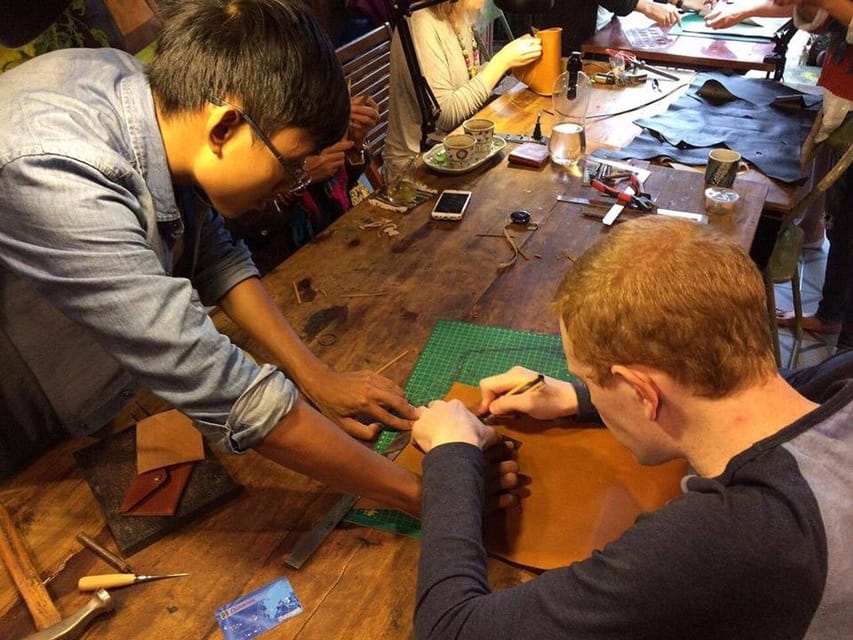Hoi An: Experience Handmade Leather Making in Oldtown - The instructor support, and why small groups matter in leatherwork