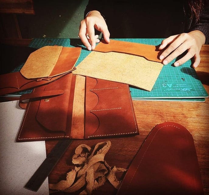 Hoi An: Experience Handmade Leather Making in Oldtown - Meeting point and timing: how to fit it into your Hoi An day