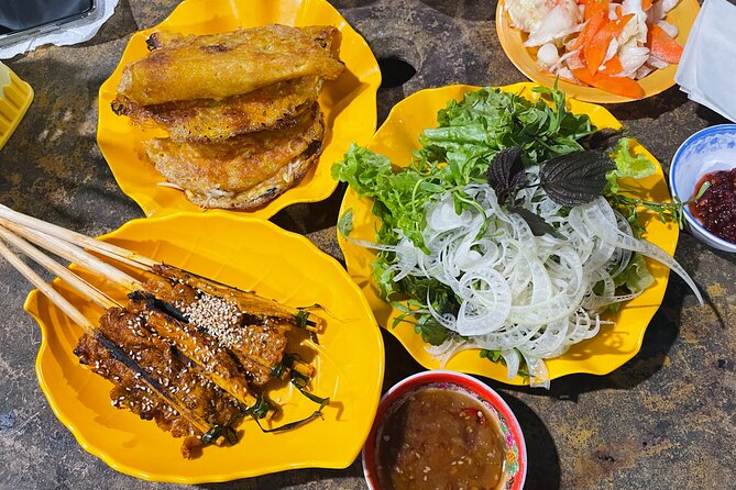 Hoi An Foldable Bamboo Silk Lantern and Evening Street Food Tour - Who should book this Hoi An lantern and street food combo