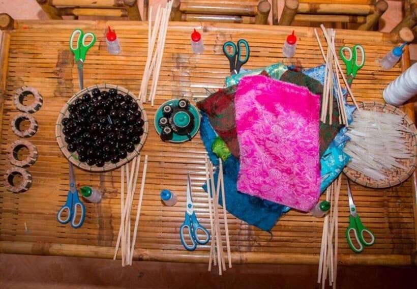 Hoi An: Foldable Lantern Making class with Local Family - What you learn: lantern shapes, colors, and cultural exchange
