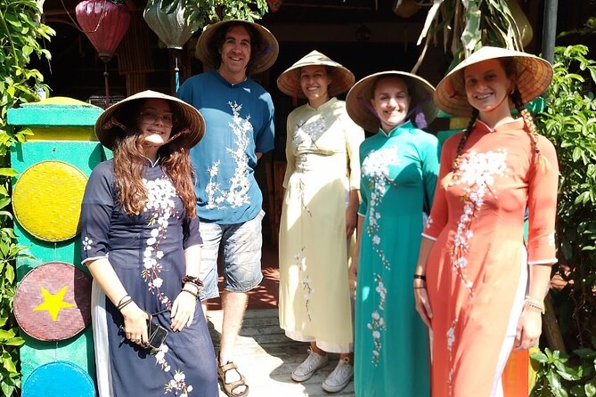 Hoi An Full Lantern Making Class , Basket Boat , Crab Fishing And Food - Who should book this lantern, boat, and crab combo