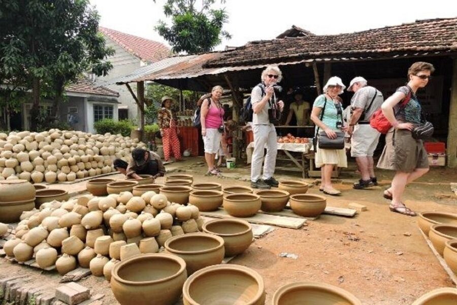 Hoi An: Half-Day Countryside Tour by Motorbike - Cam Kim island and Kim Bong woodcarvers, where the detail is the point