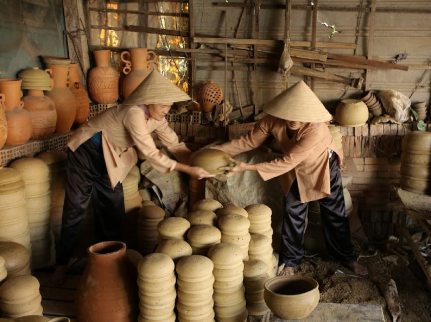 Hoi An: Half-Day Countryside Tour by Motorbike - Sleeping mats from grass: the practical craft that lasts