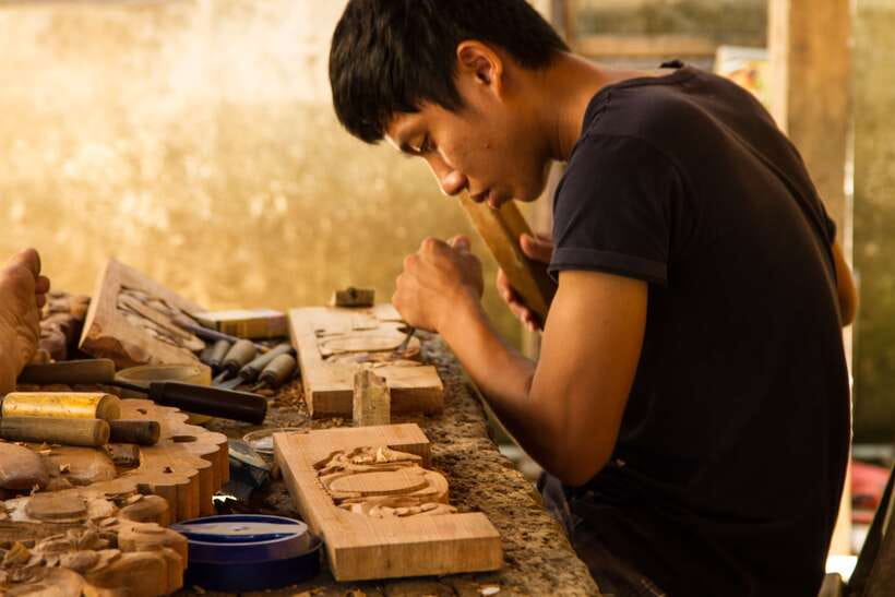 Hoi An: Half-day Cultural Journey Through Hoi An's Crafts - Getting To Kim Bong: Carpentry And Shipbuilding By Wooden Fishing Vessels