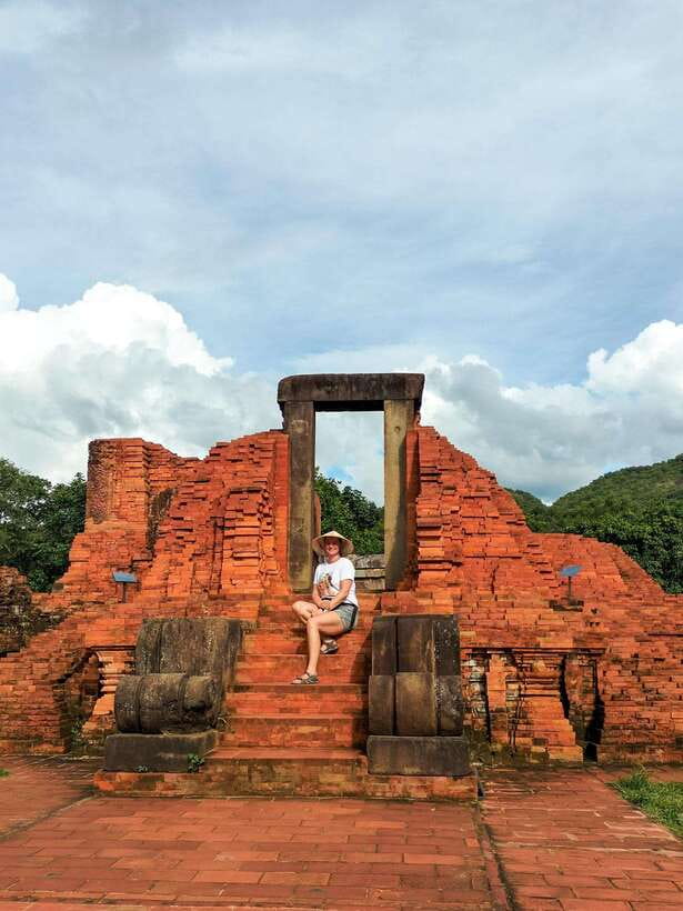 Hoi An: Half-day Excursion To My Son Sanctuary Tour - The traditional dance show: why it’s more than a quick add-on