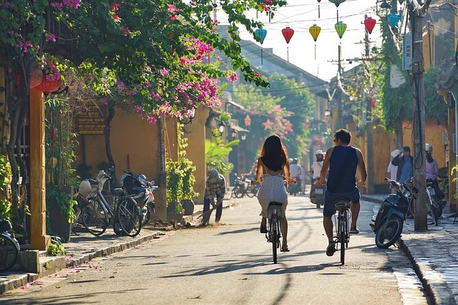 Hoi An Half Day Private Tour from Da Nang/ Hoi an - Getting picked up and set up for an easy start