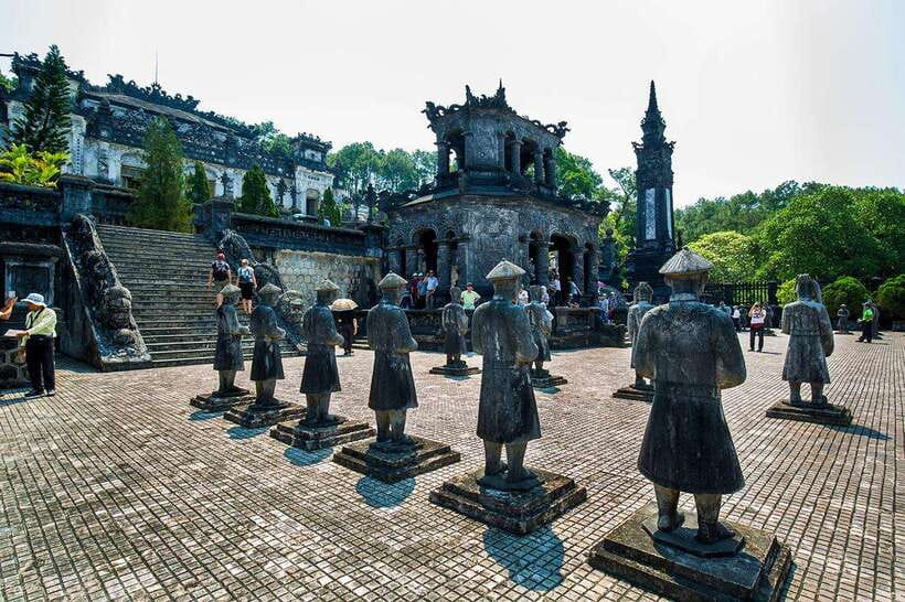 Hoi An: Imperial Hue And Scenic Hai Van Pass Discovery Tour - Khai Dinh Royal Tomb: why feng shui is more than a buzzword