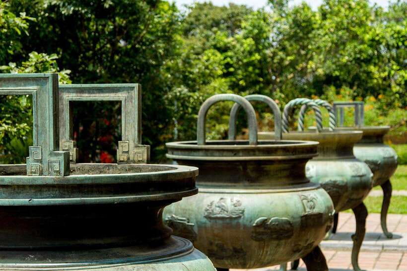 Hoi An: Imperial Hue And Scenic Hai Van Pass Discovery Tour - Timing and pacing: the long ride is real