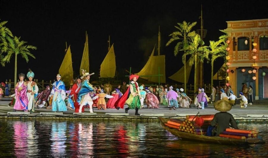 Hoi An Impression Show - Hoi An History - Rules that can change your experience: cameras, sandals, and no outside food