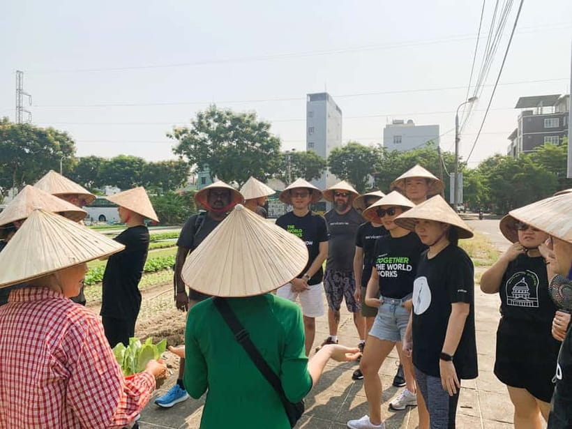 Hoi An: Jolie Cooking Class - The market walk: learning how locals pick ingredients