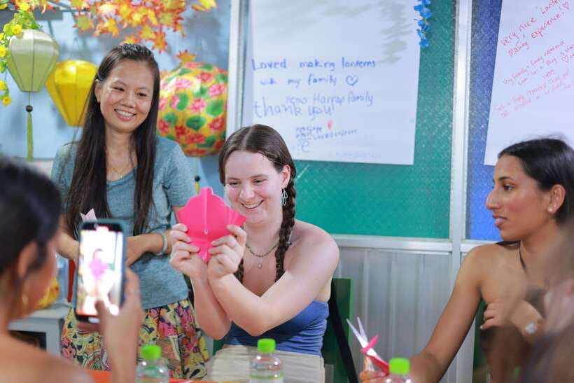 Hoi An : Lantern Boat Ride & Flower Lantern Making Class. - Inside the flower lantern workshop, what you actually do