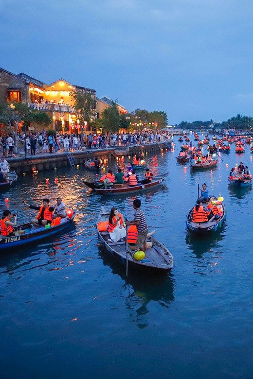 Hoi An Lantern Boat Ride on the Thu Bon River - The 15 Minute Cruise, Lantern Reflections, and Photo Spots